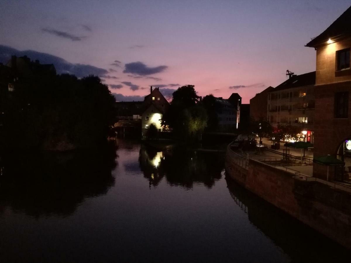 Ferien - Und Messewohnung Am Woehrder See Nürnberg Exterior foto